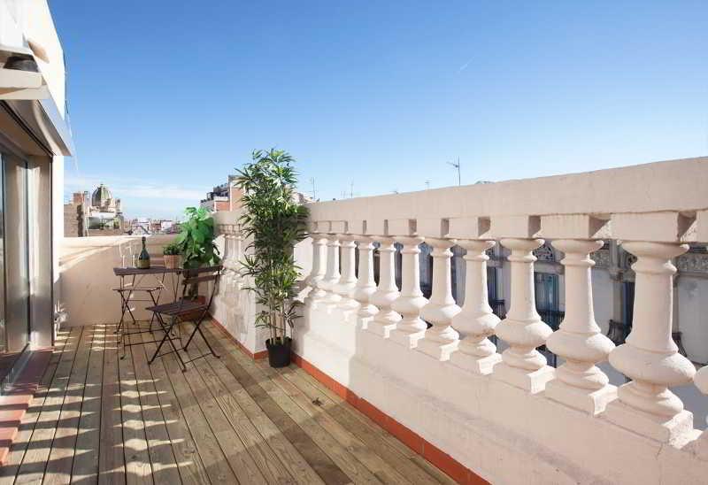 Apbcn Gracia Terraced Apartment Barcelona Bagian luar foto